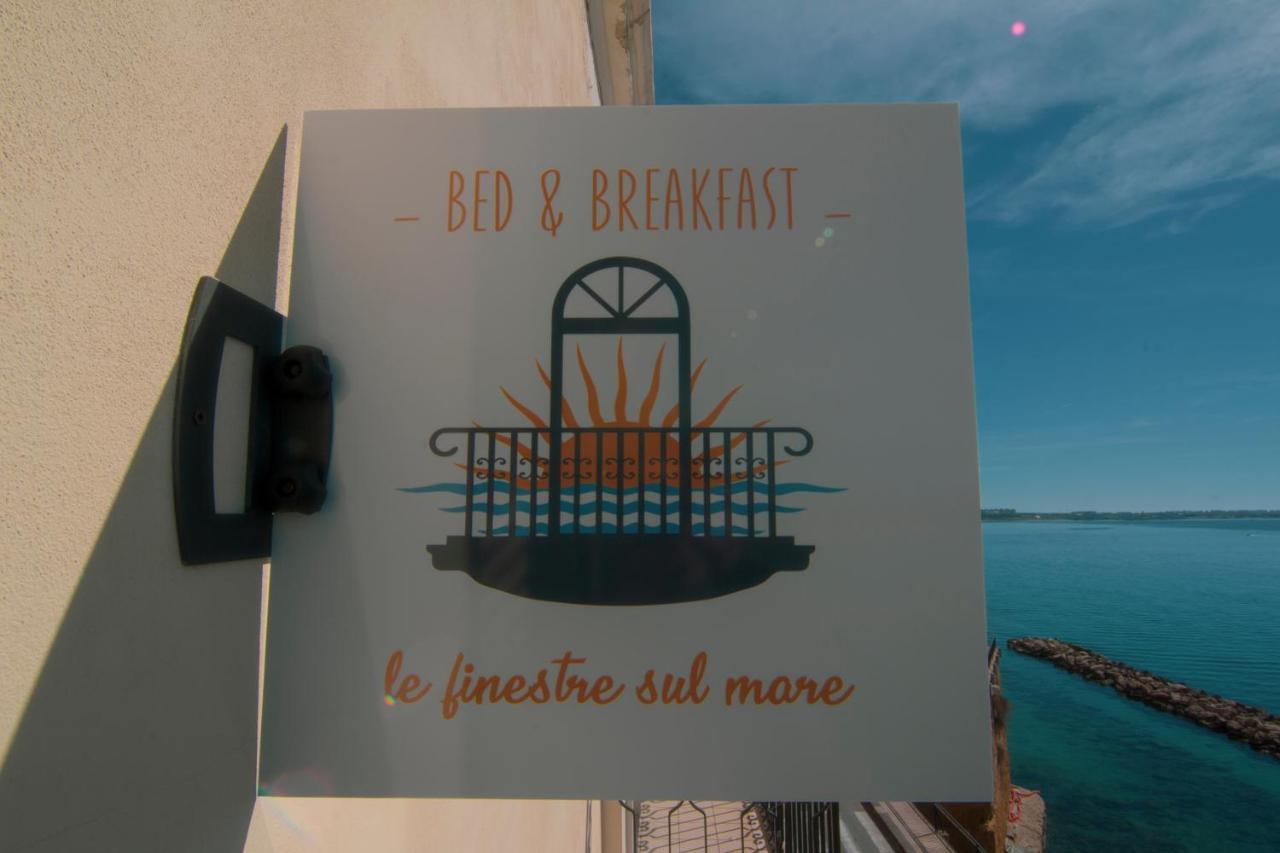 טאראנטו B&B Le Finestre Sul Mare מראה חיצוני תמונה