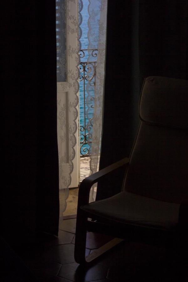 טאראנטו B&B Le Finestre Sul Mare מראה חיצוני תמונה