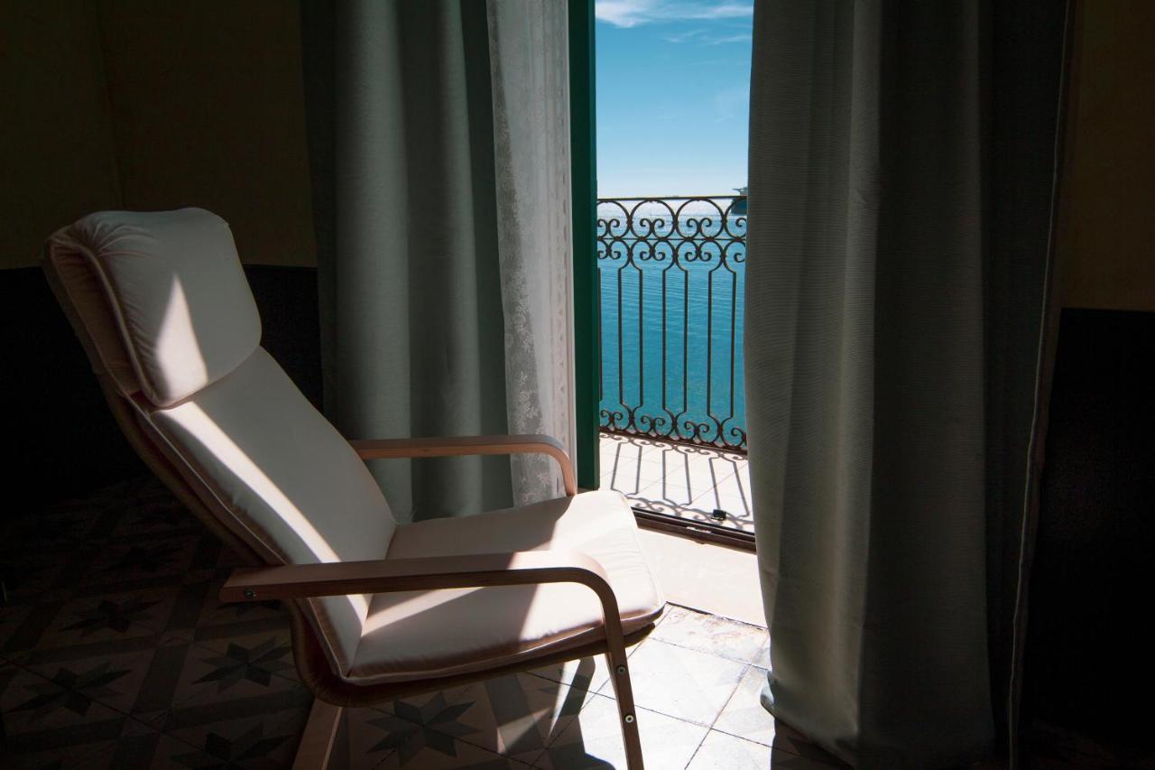 טאראנטו B&B Le Finestre Sul Mare מראה חיצוני תמונה